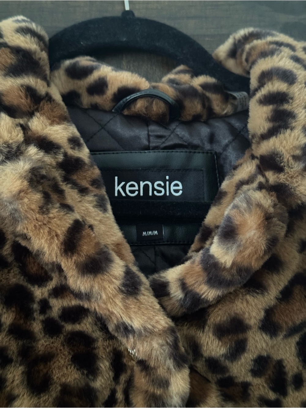 Kensie Leopard Print Faux Fur Short Jacket - Picture 2 of 7
